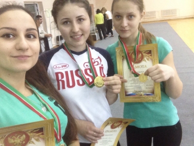 21 октября в СК «Тезуче» прошли соревнования по армрестлингу среди юношей и девушек КГАСУ. 