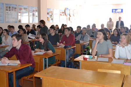 Студенты КГАСУ приняли участие в мероприятиях «Экстремизм не наша тема!»